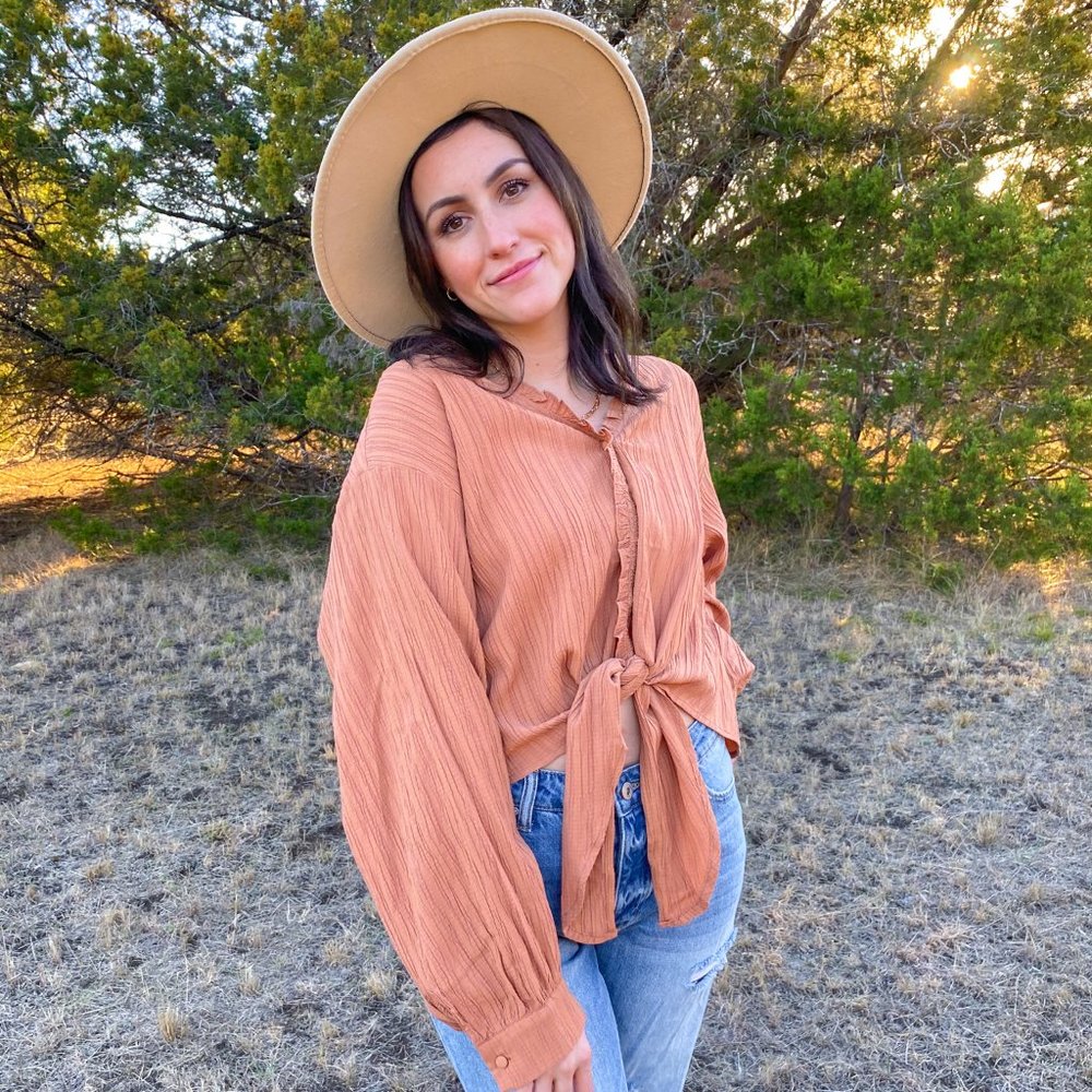 Fallin' For You Front Tie Blouse